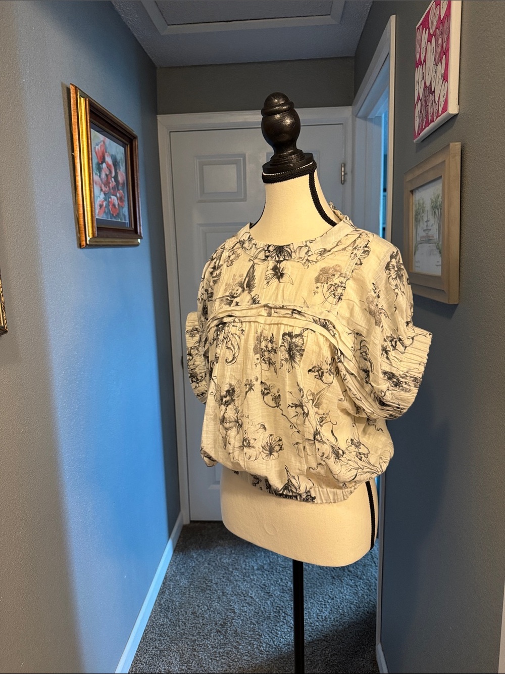 Pilcro Cream Floral Puff-Sleeve Blouse